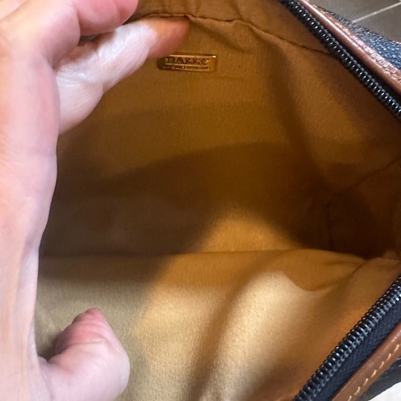 Bally cross bag, NWT - Picture 8 of 10